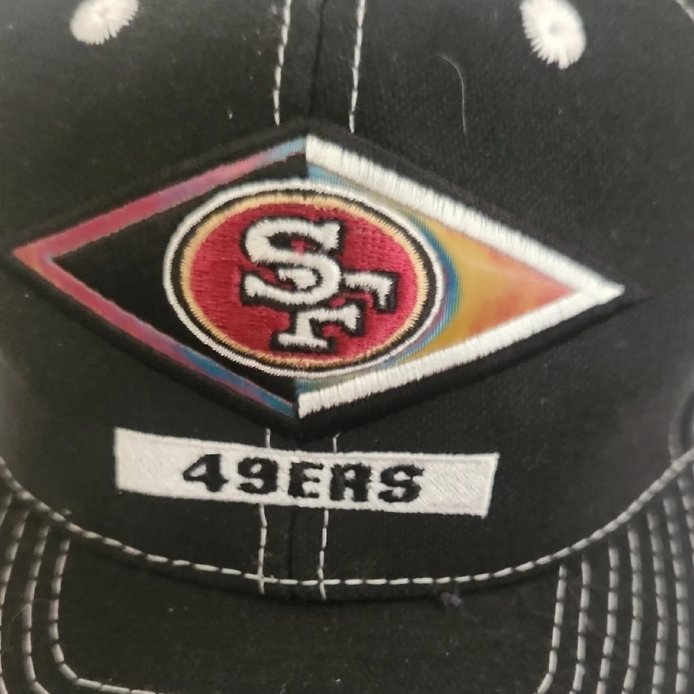 Sports Specialties by Nike 90s Black 49ers Cap with Holographic Logo